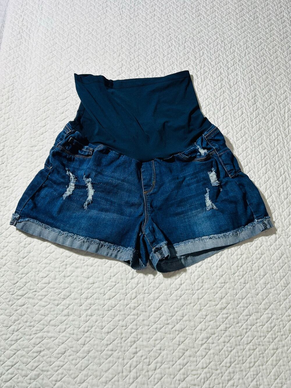 SONG XL Maternity Distressed Denim Shorts / Full Stretch